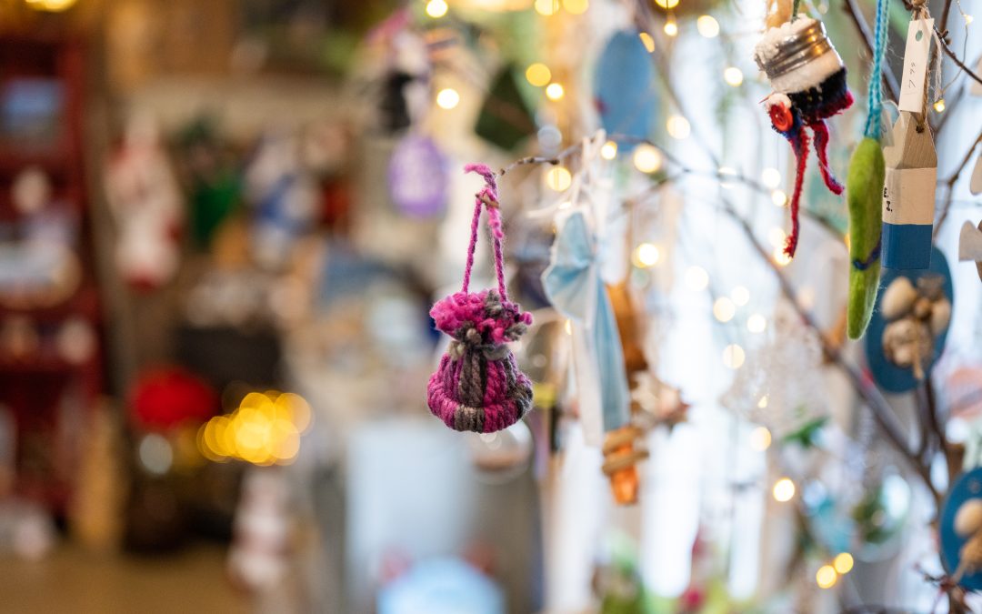 Gingerbread Decorating Event